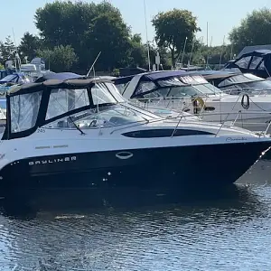 2004 Bayliner 245