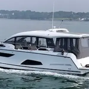 2019 Sealine C430