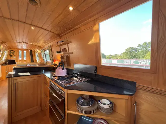 Aqualine Boats 60' Semi Trad Narrowboat