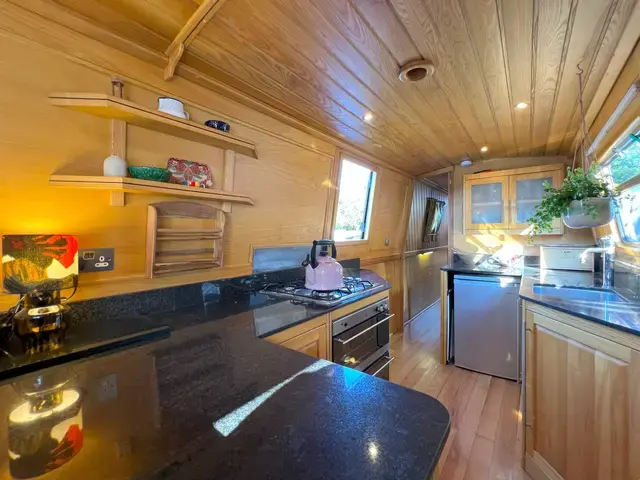 Aqualine Boats 60' Semi Trad Narrowboat