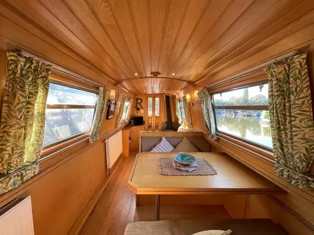 Aqualine Boats 60' Semi Trad Narrowboat