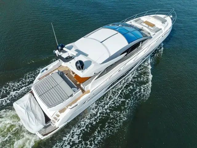 Sunseeker Predator 74