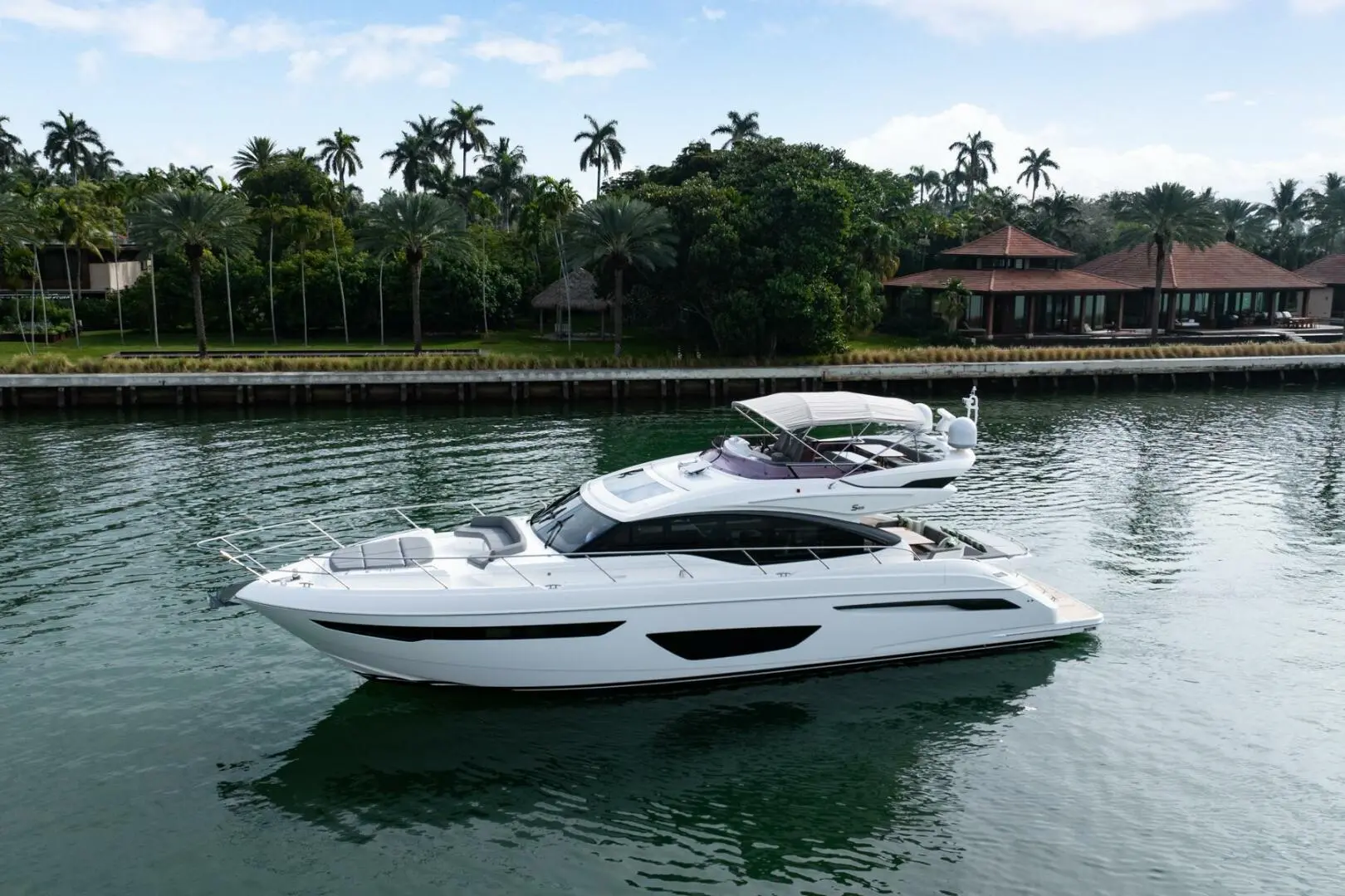 2017 Princess 65