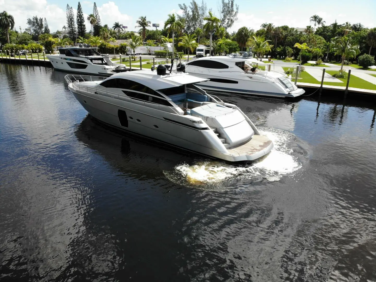 2012 Pershing 64