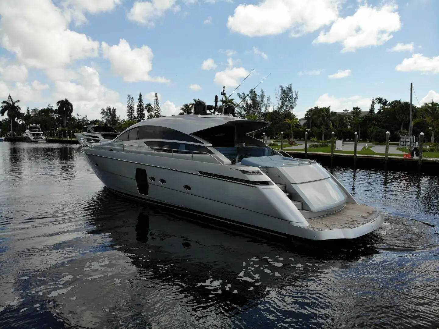 2012 Pershing 64