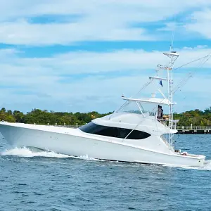 2010 Hatteras GT60