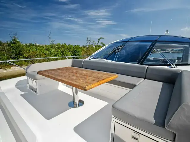 Sunseeker Predator 74