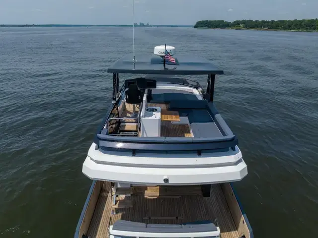 Okean 52