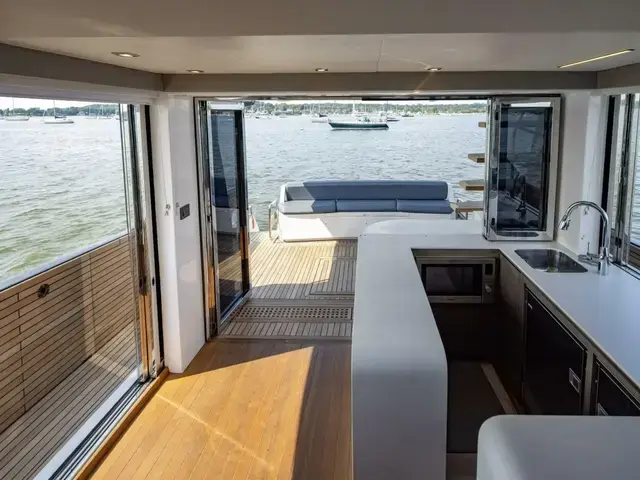 Okean 52