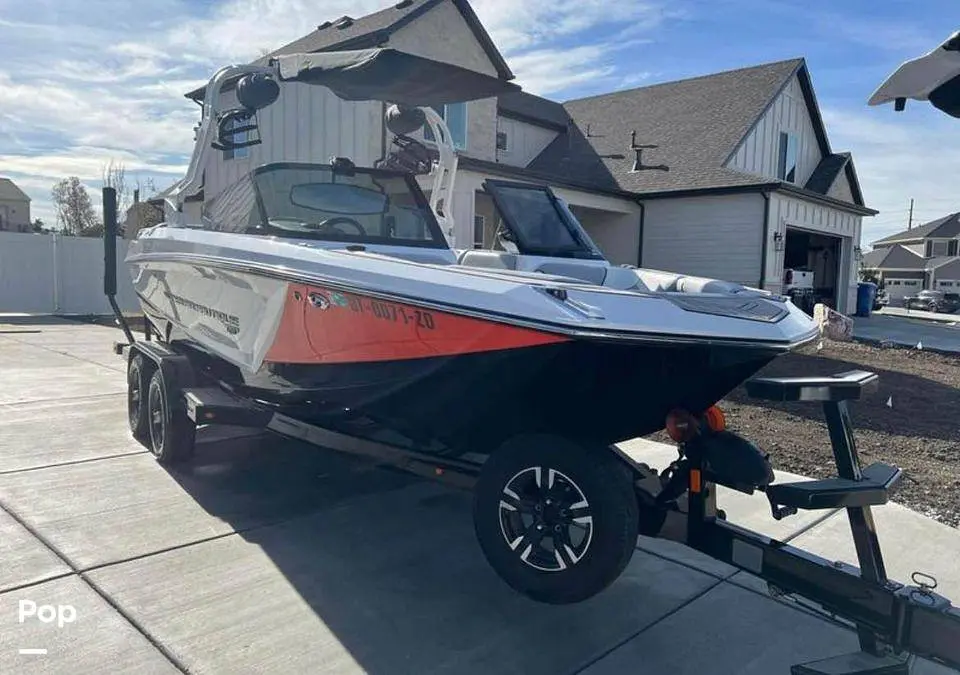 2020 Nautique gs 20