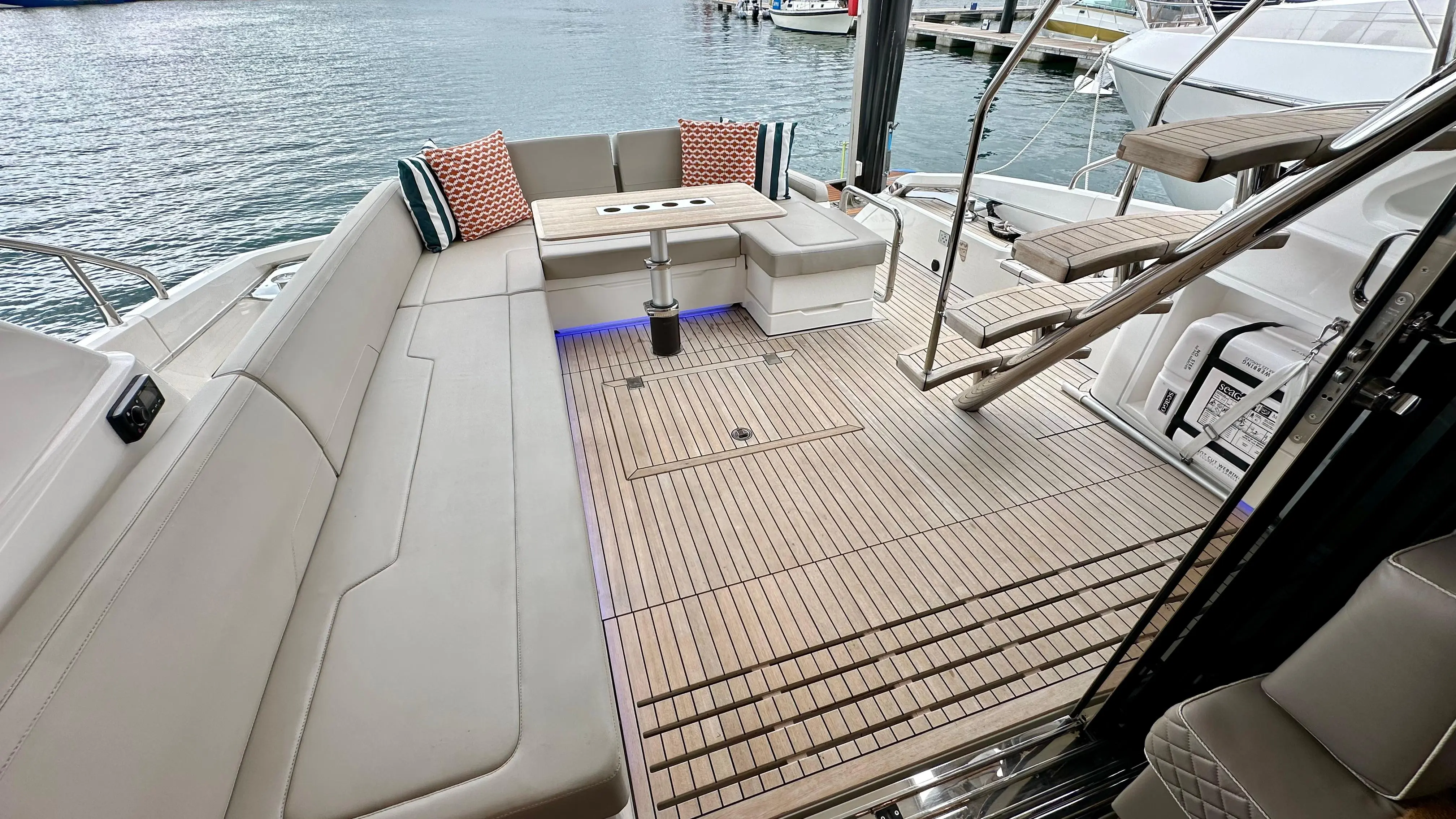 2018 Fairline squadron 53