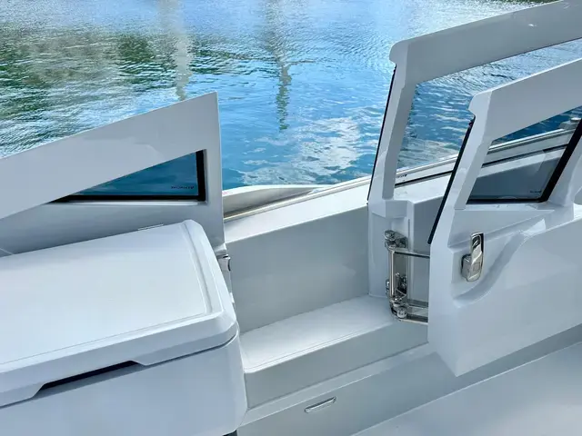 Fairline F Line 33