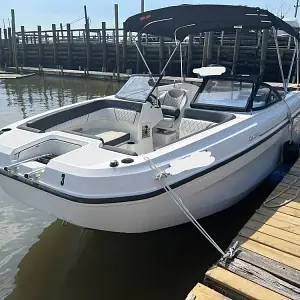 2022 Bayliner DX2200