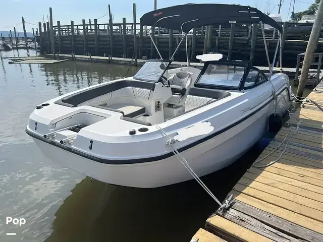 Bayliner DX2200