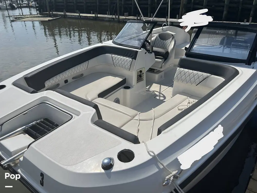 2022 Bayliner dx2200