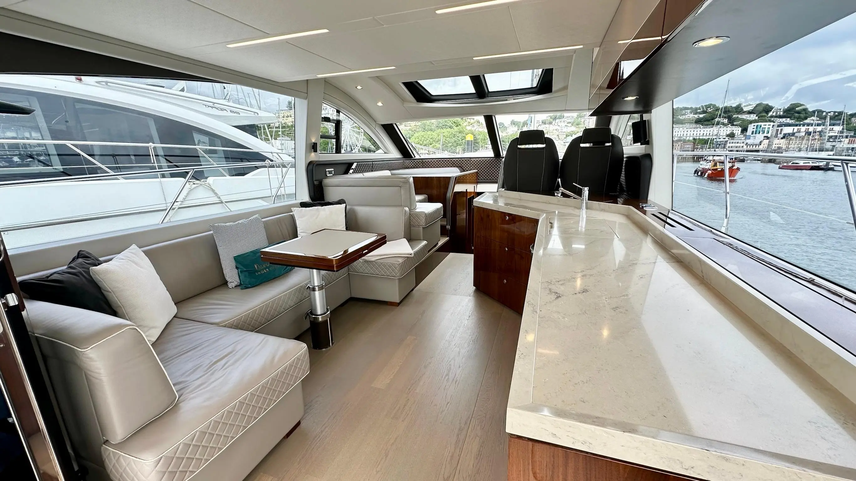 2018 Fairline squadron 53