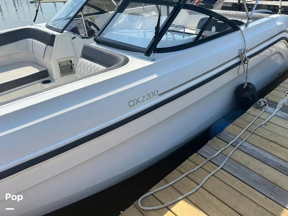 2022 Bayliner dx2200