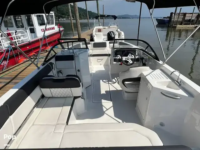 Bayliner Dx2200