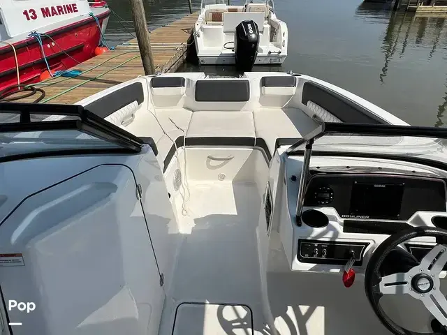 Bayliner Dx2200