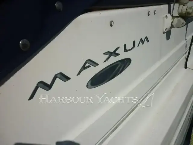 Maxum 2400 Se