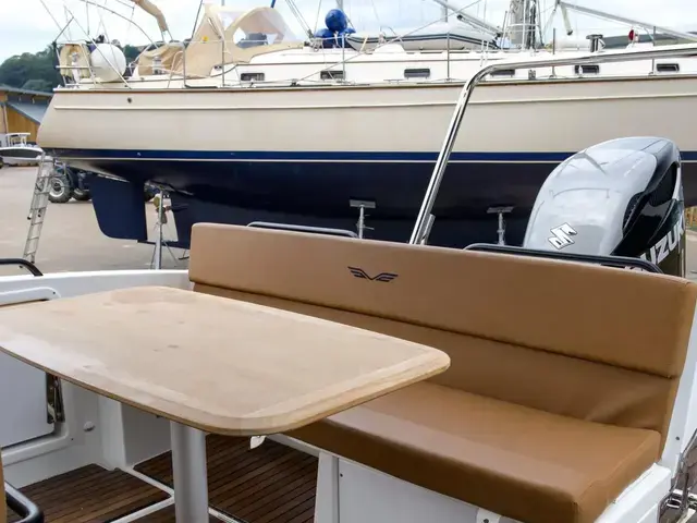 Beneteau Flyer 8 Sundeck