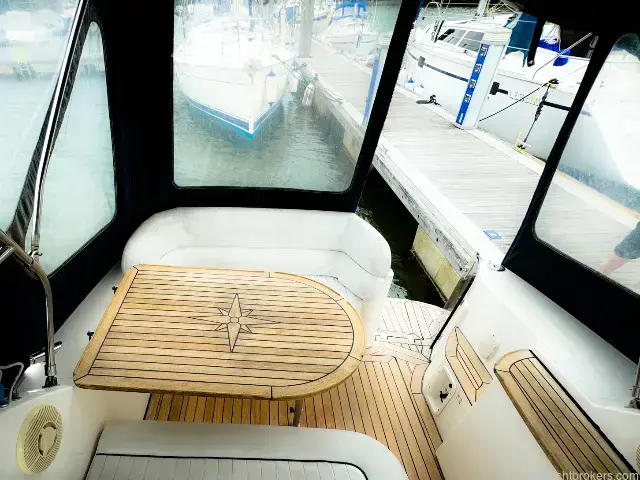 Sealine 23