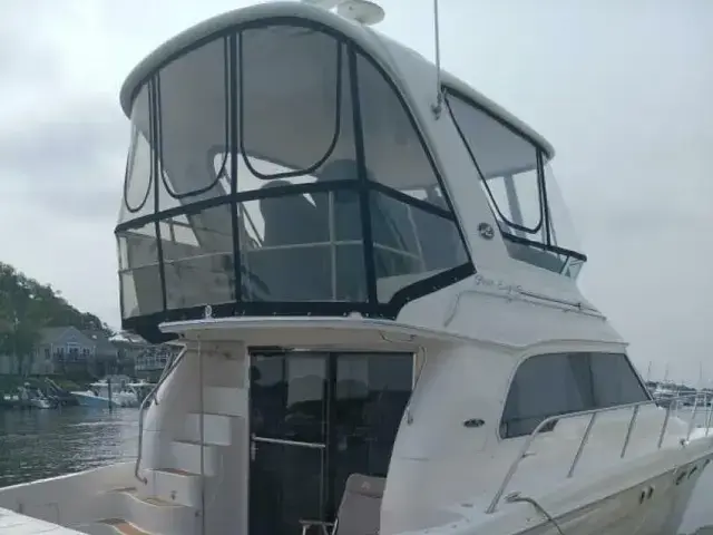 Sea Ray 480 Flybridge