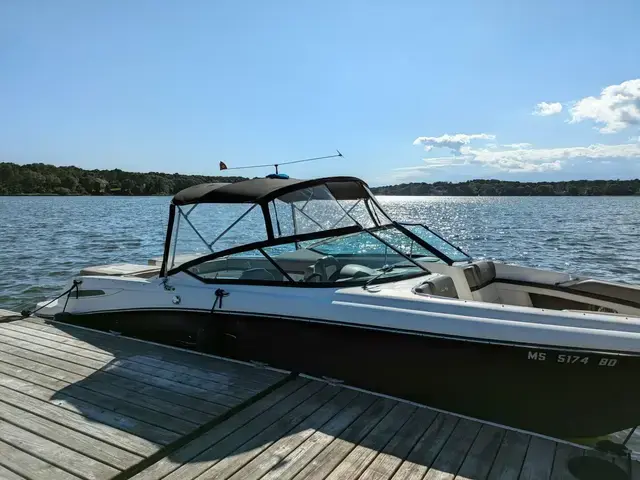 Sea Ray 270 Slx