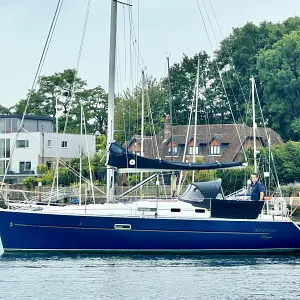 2004 Beneteau Oceanis Clipper 323