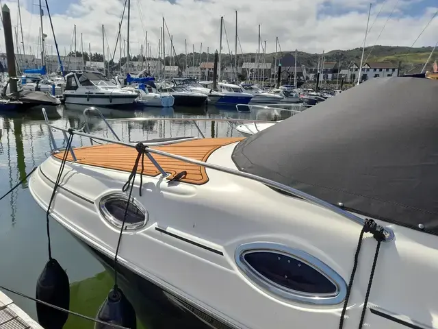 Sea Ray 255 Sundancer