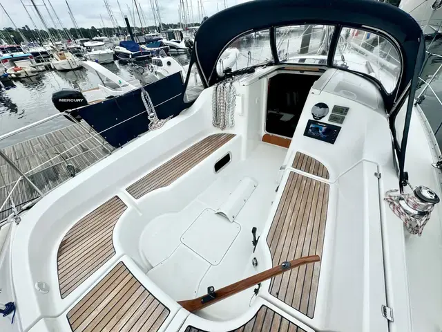 Beneteau Oceanis Clipper 323