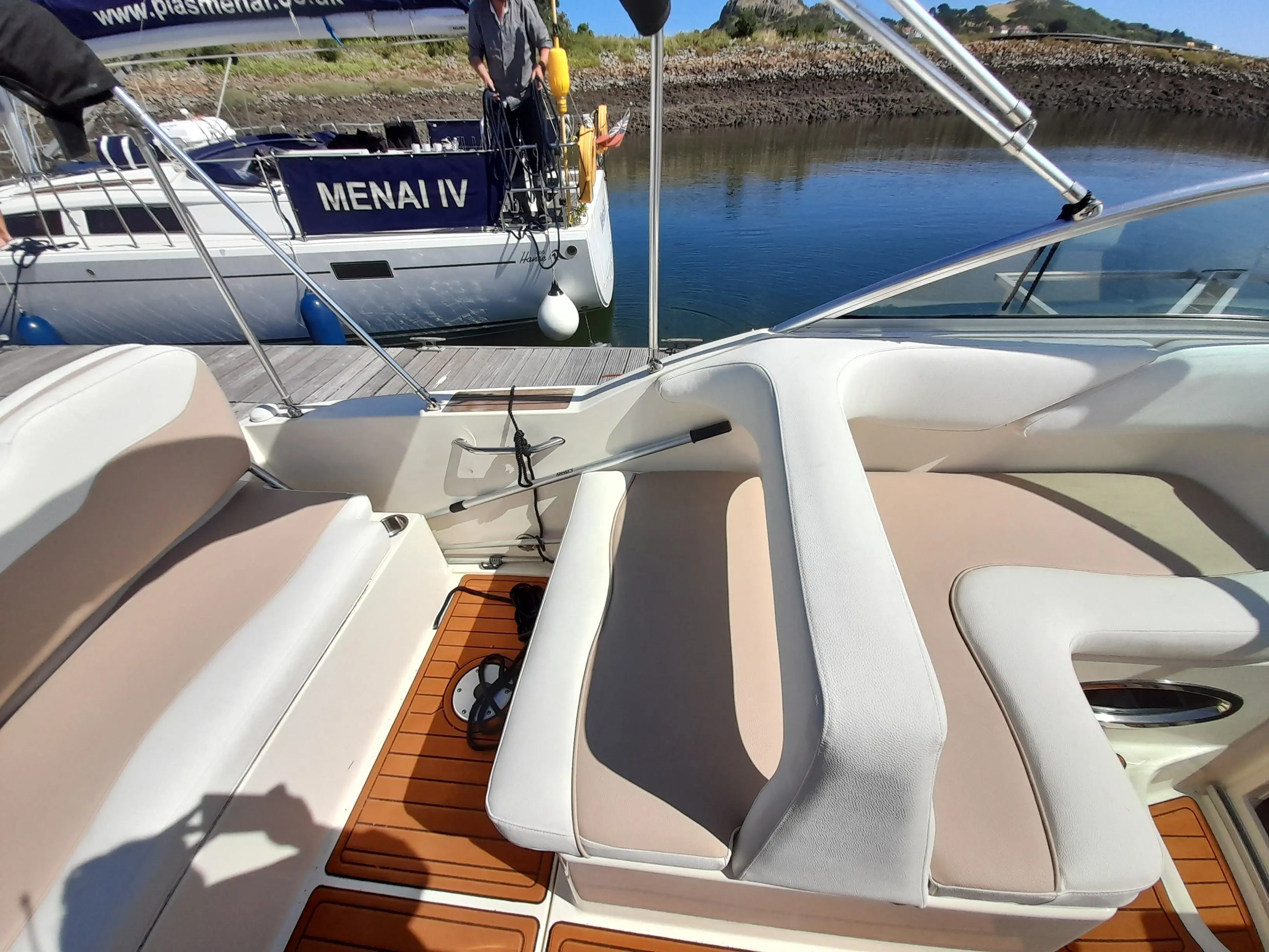 2008 Sea Ray sundancer 255