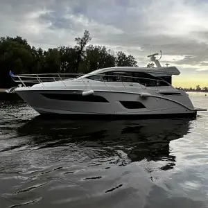 2017 Sea Ray Sundancer 460