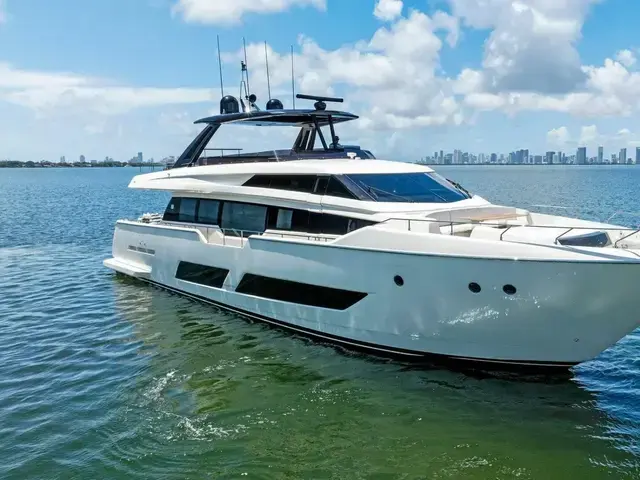 Ferretti Yachts 850