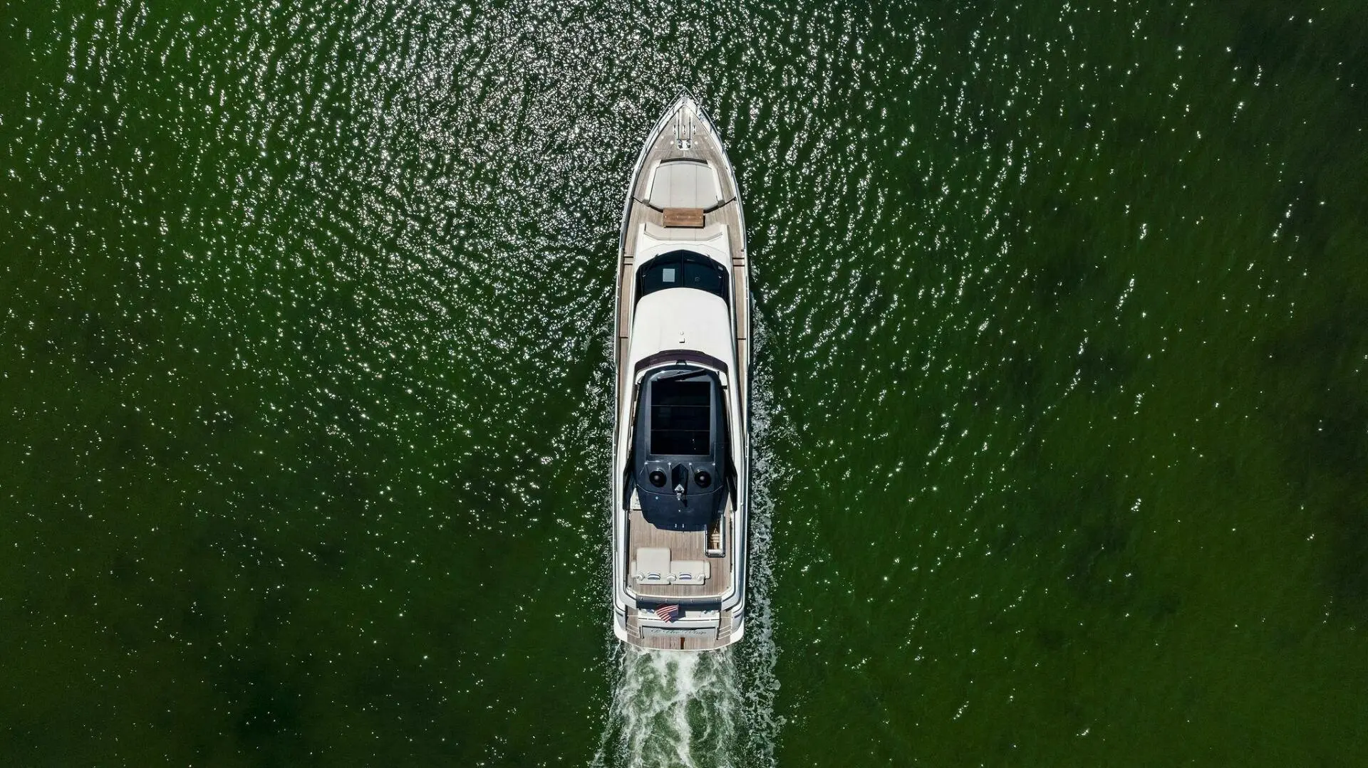 2022 Ferretti 850