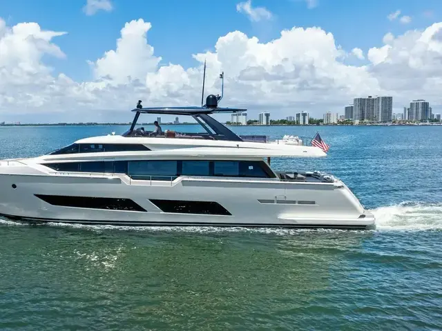 Ferretti Yachts 850