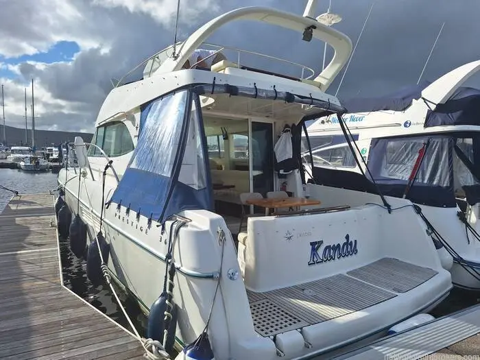 2002 Jeanneau prestige 36