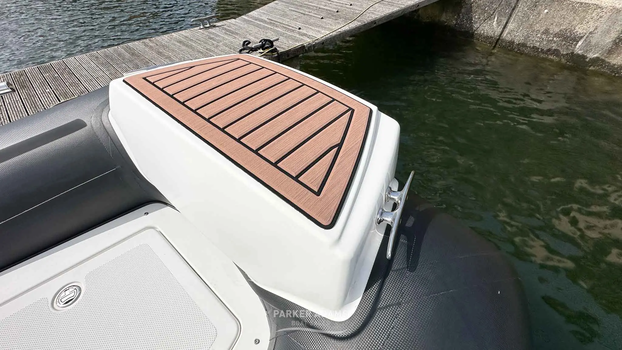 2020 Grand g850 rib