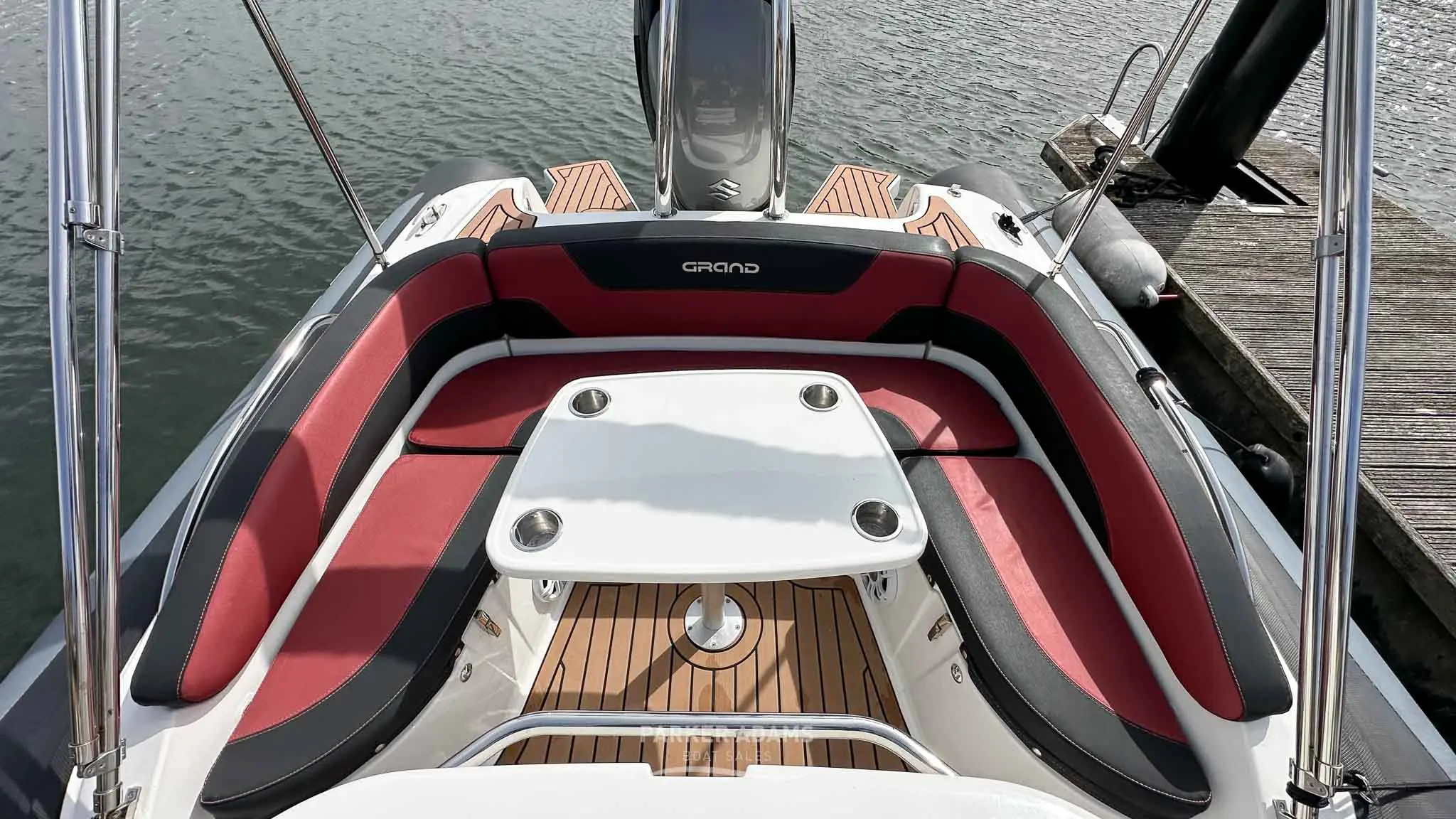 2020 Grand g850 rib