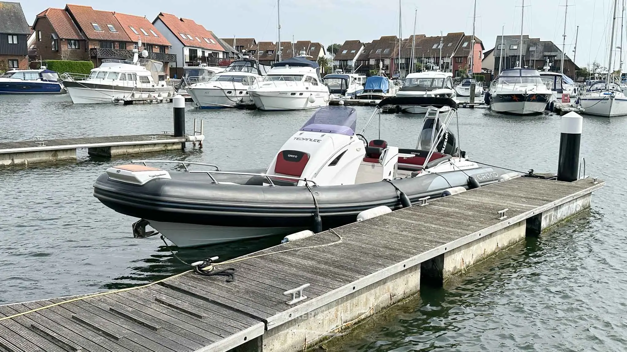 2020 Grand g850 rib