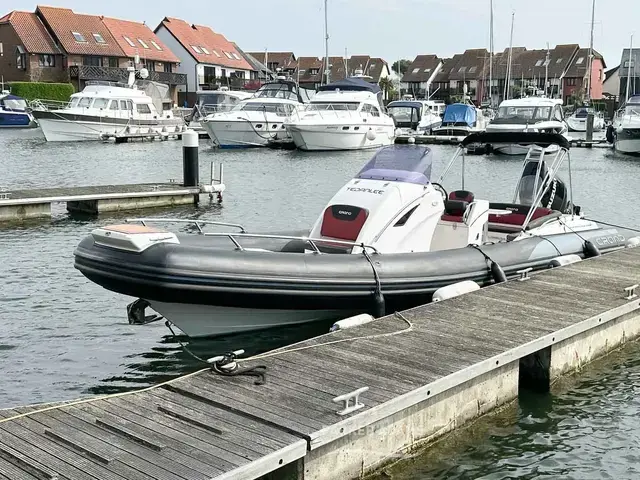 Grand RIB G850 RIB