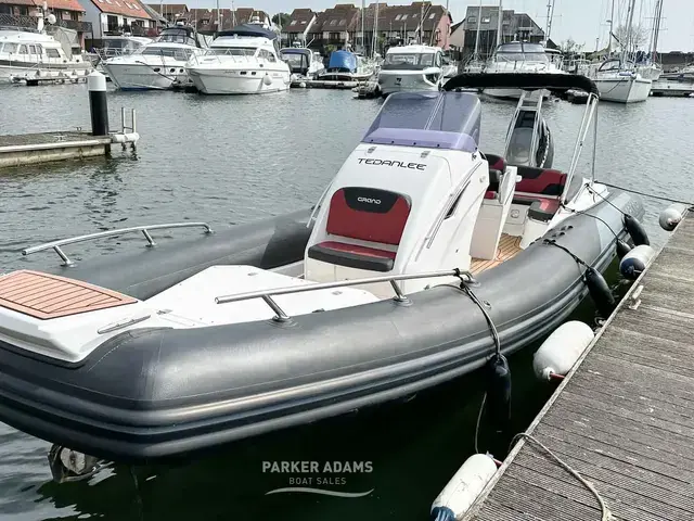 Grand RIB G850 RIB