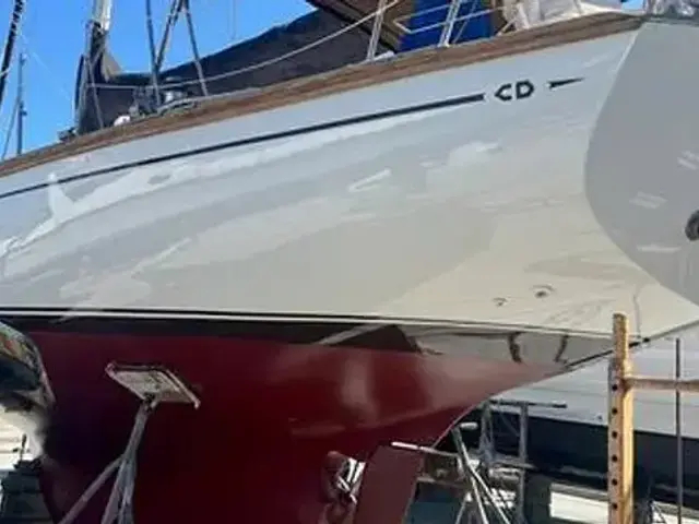 Cape Dory 36