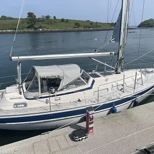 1990 Hallberg-Rassy 36