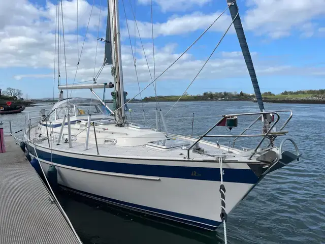 Hallberg-Rassy 36