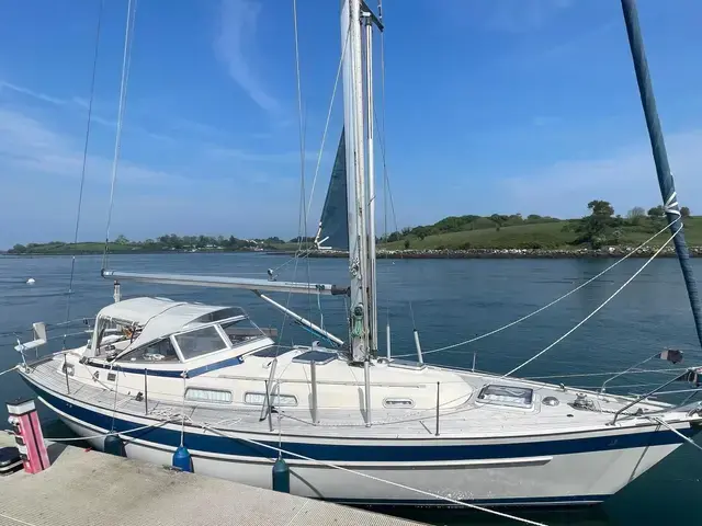 Hallberg-Rassy 36