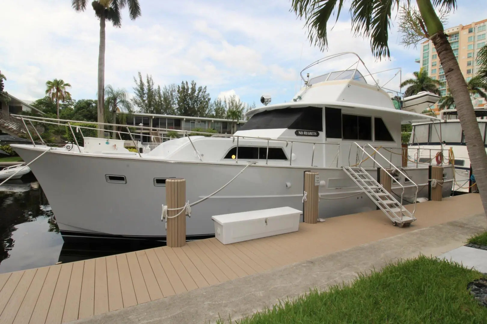 1968 Hatteras sport deck