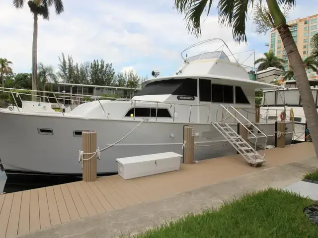 Hatteras 50 Sport Deck Motor Yacht