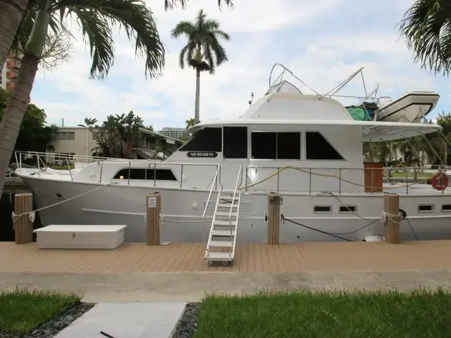 Hatteras 50 Sport Deck Motor Yacht