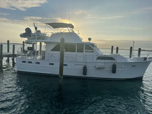 Hatteras 50 Sport Deck Motor Yacht